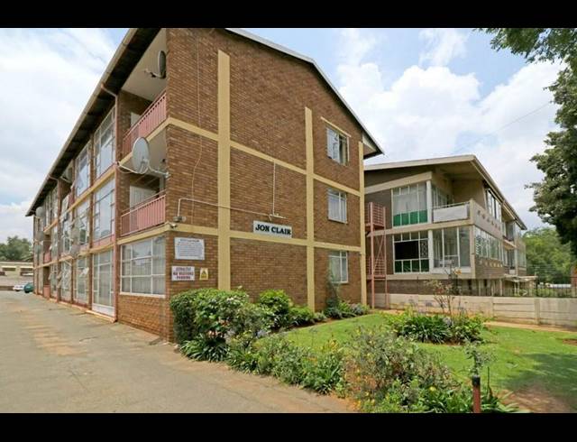 2 BEDROOM APARTMENT FOR SALE IN FLORIDA